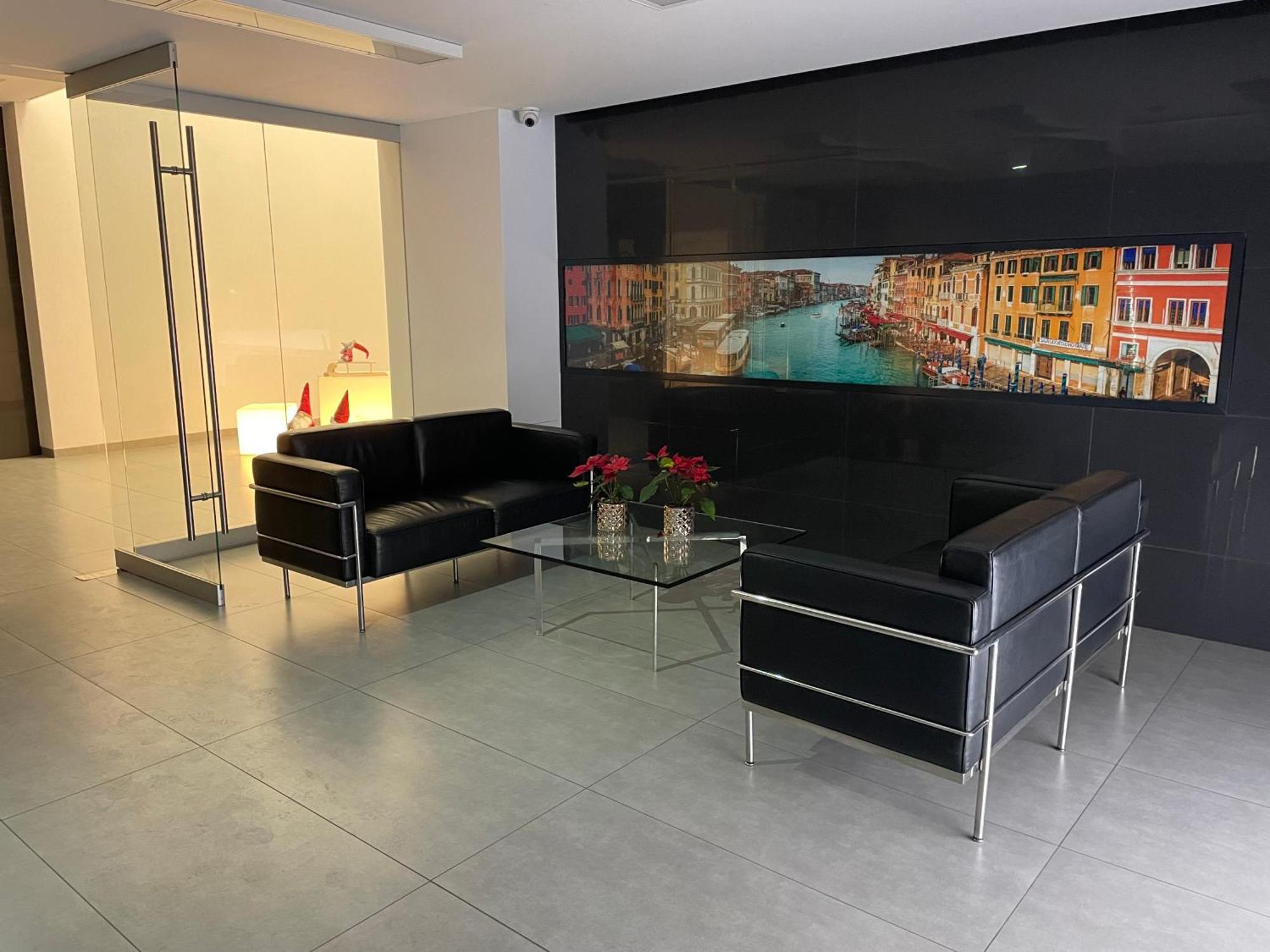 פוזנן Wenecjanska Comfort Apartment, Free Parking, Self Check-In 24H מראה חיצוני תמונה